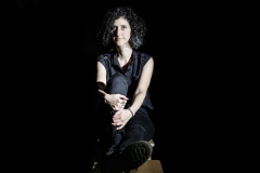 Laure, chanteuse-musicienne-compositrice, 13h53, Nouveau Monde